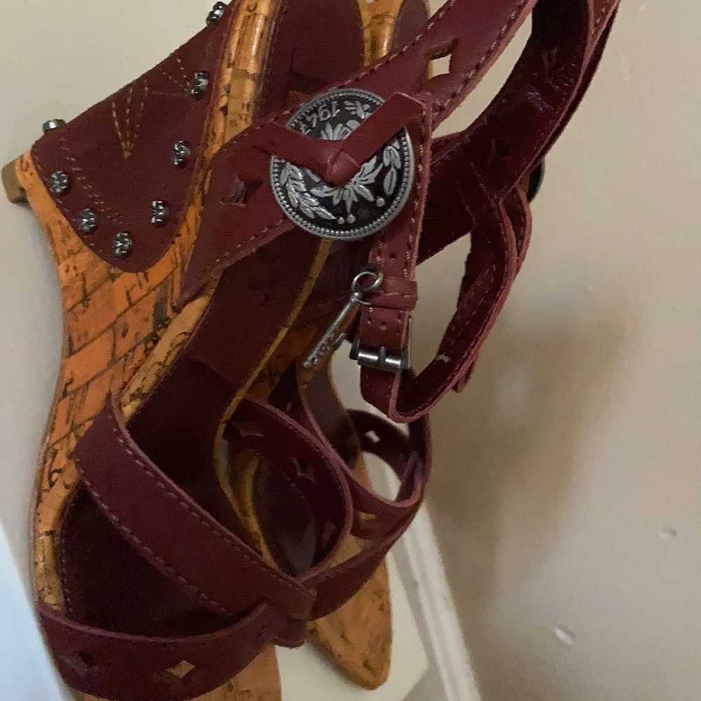 Dior wedge sandal! - Picture 2 of 5